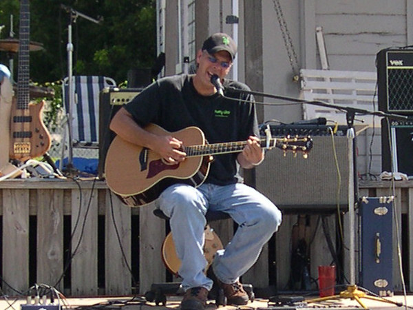 Billy Blaze at Lake Weatherford July 4 Celebration